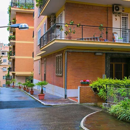 Stefi's House Pamphili ローマ